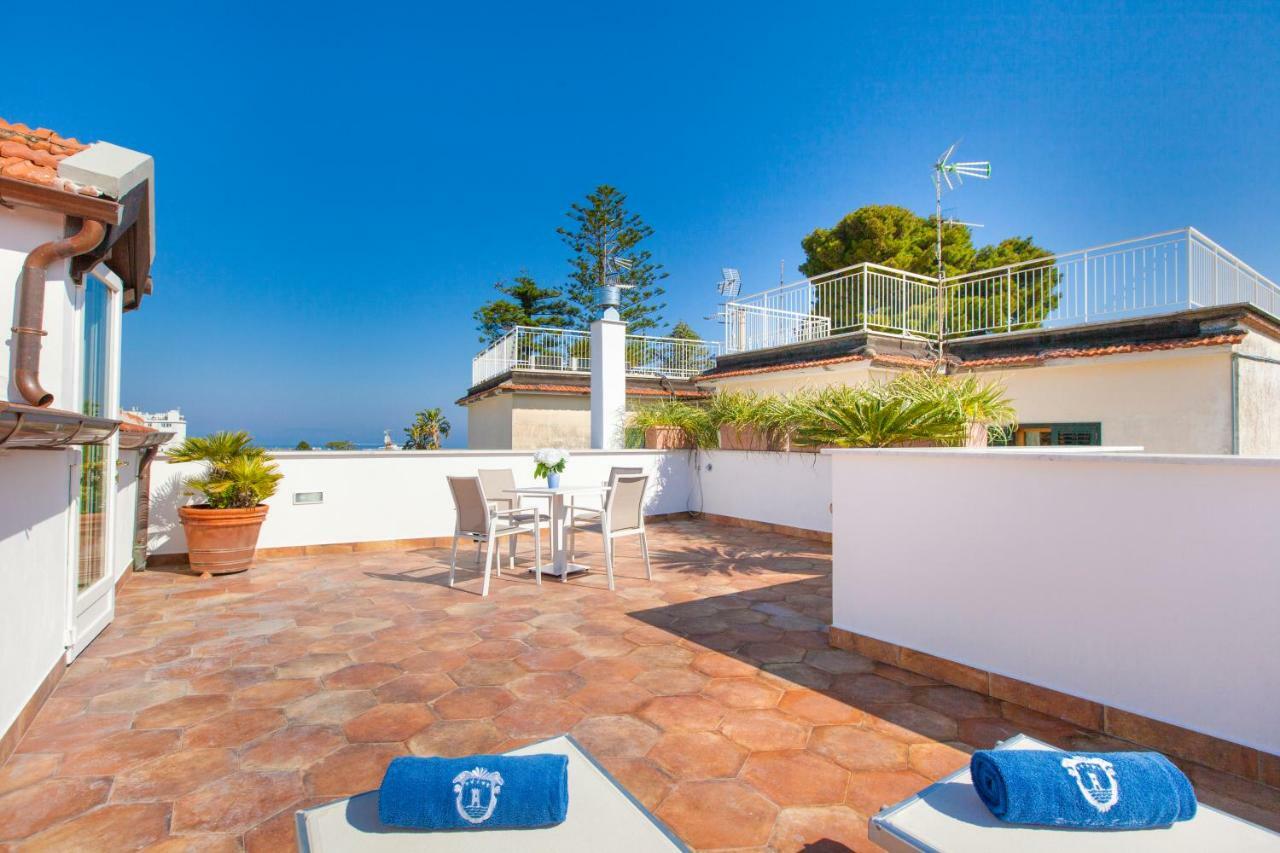 Relais Villa Savarese Сант'Аньєлло Екстер'єр фото