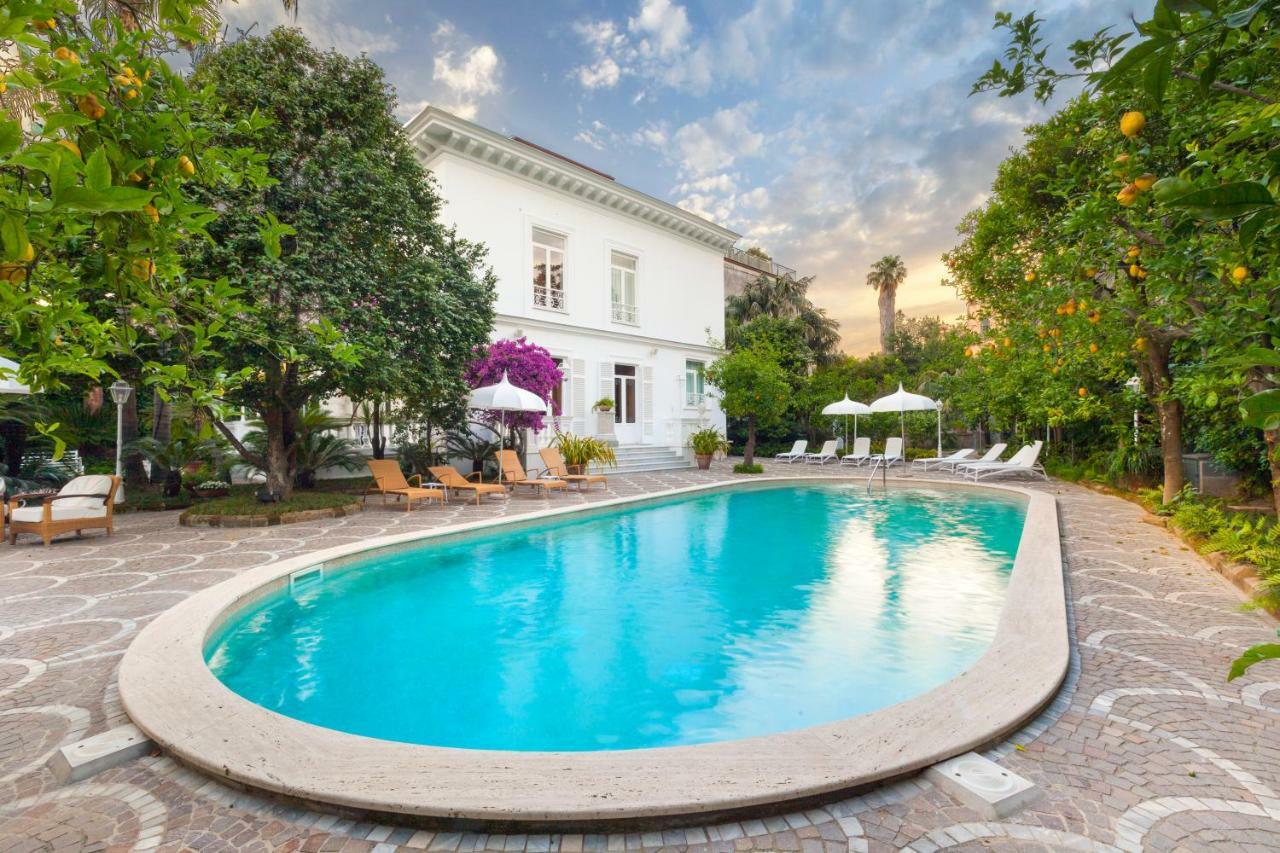 Relais Villa Savarese Сант'Аньєлло Екстер'єр фото